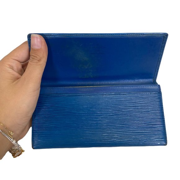 Authentic Louis Vuitton Wallet Long Epi Porte Yen Cartes Credit Bifold LV Vintag - Picture 7 of 12